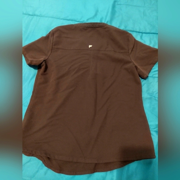 Fabletics Scrub Top - Picture 2 of 5